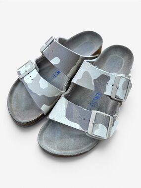 Birkenstock Arizona Camo Sandals Size 38 EU 7 Cork Footbed